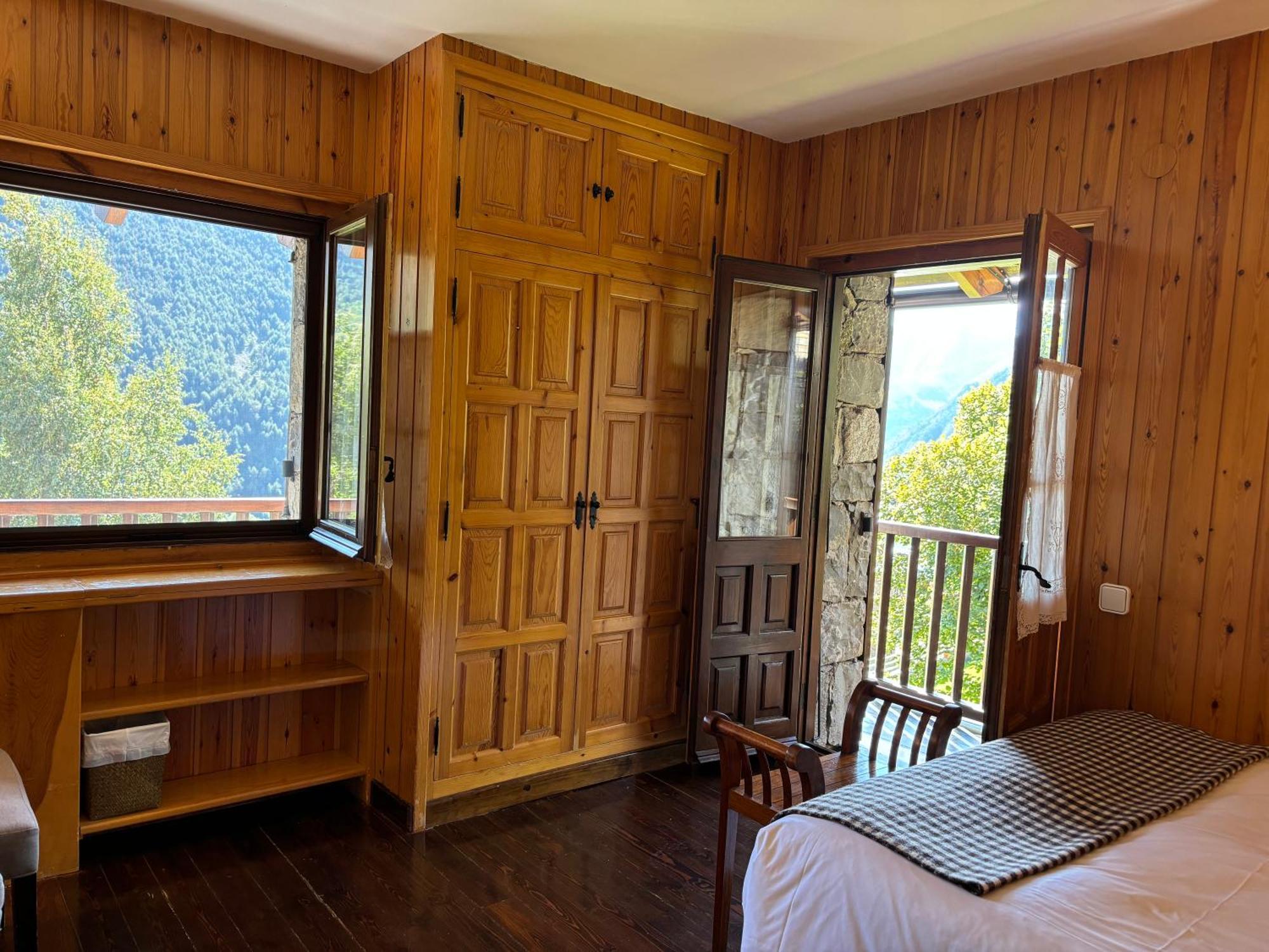El Xalet De Tauell Hotel Rural Экстерьер фото
