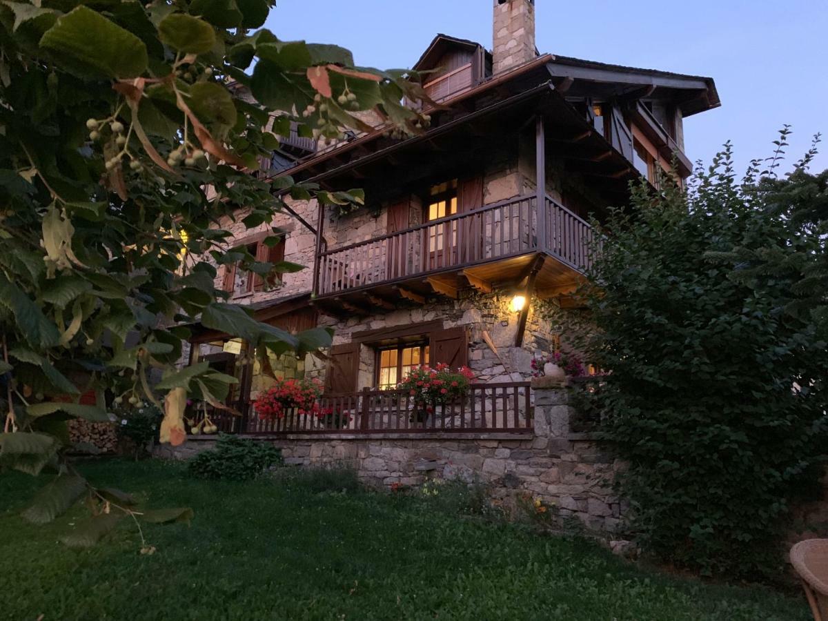 El Xalet De Tauell Hotel Rural Экстерьер фото